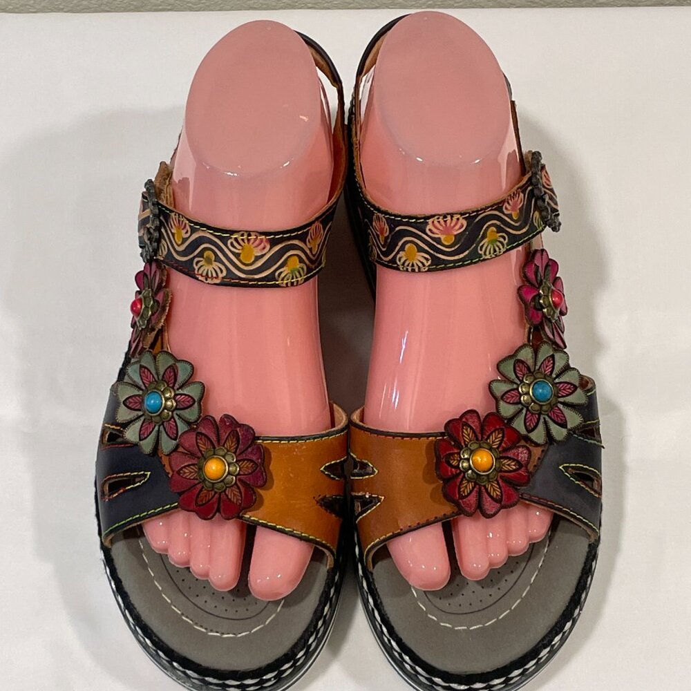 L'ARTISTE "LAGA" Slingback Flower Embellished Sandal Brown/Orange Women 9/40